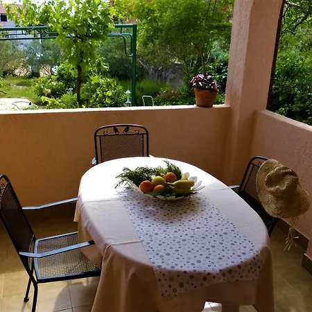 Apartmani Milena Barbat na Rabu Exterior photo