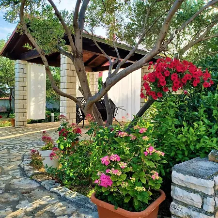 Apartmani Milena Barbat na Rabu Exterior photo
